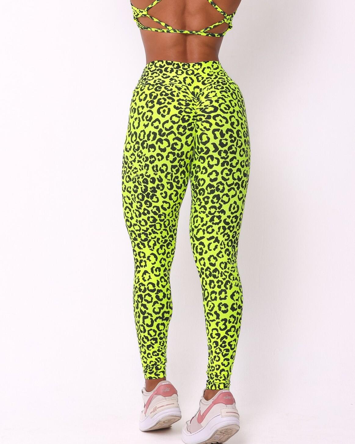 Calça Legging Empina Onça Colors