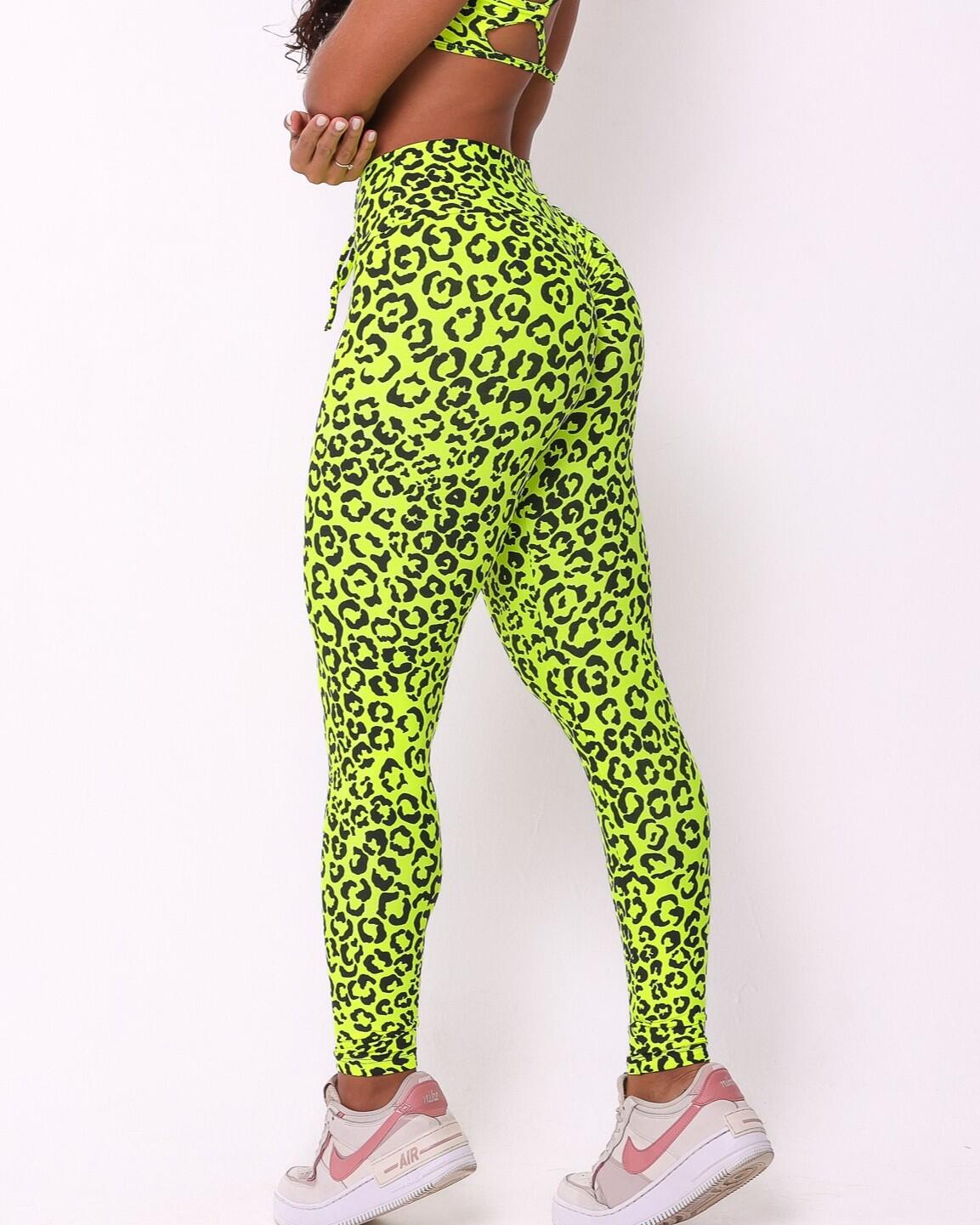 Calça Legging Empina Onça Colors