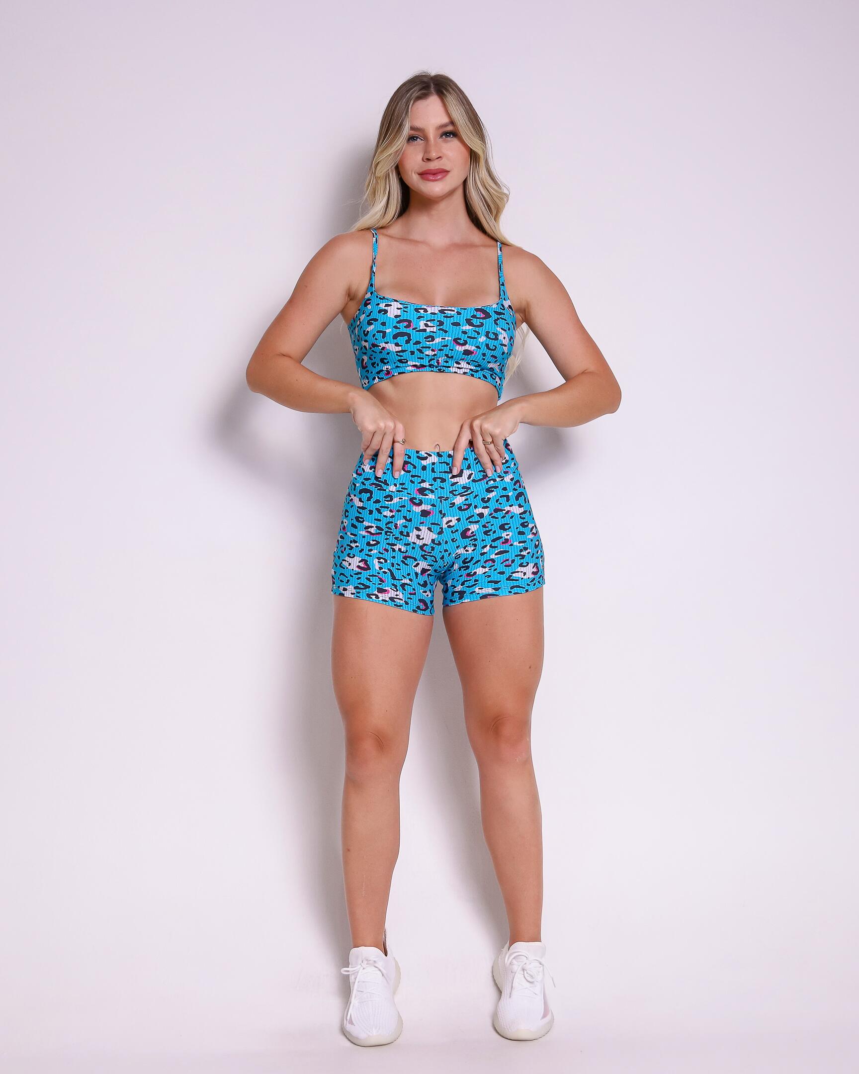 Conjunto Short Básico Curtinho Digital Onça Azul + Top Bruna