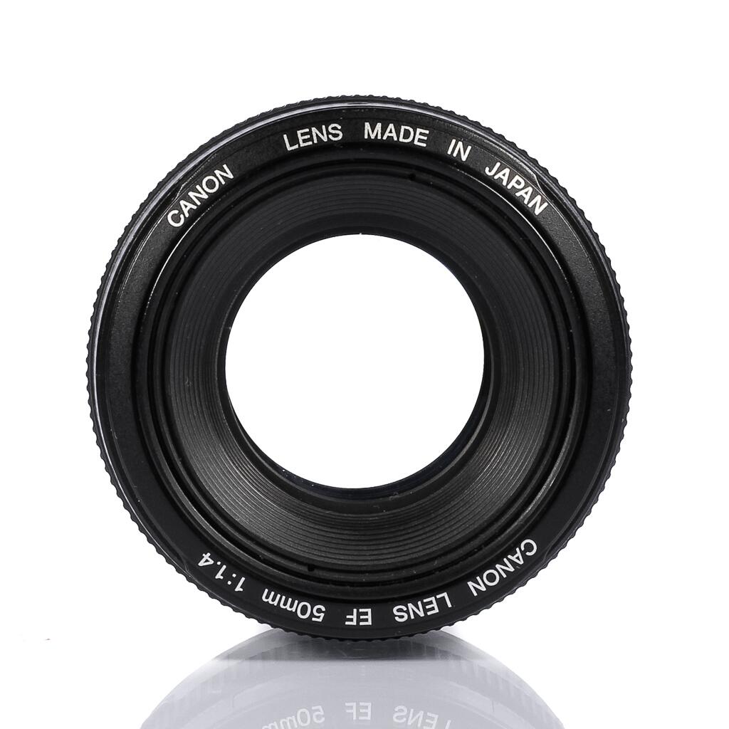 フィルムカメラ Canon P + Canon LENS 50mm F1.4 L Comprar Lente Canon 50mm Ultrasonic F1.4 - a partir de R$1.661,55