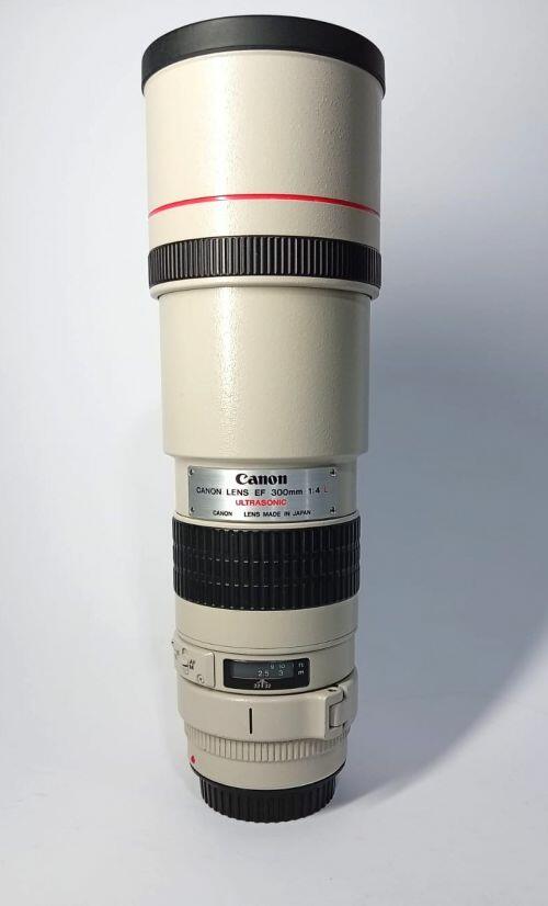 Comprar Lente Canon EF 300mm f/4L USM - a partir de R$6.555,00