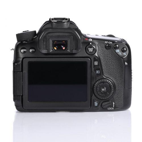 Comprar Câmera Nikon D7000 + Lente AF-S DX 18-55mm VR II