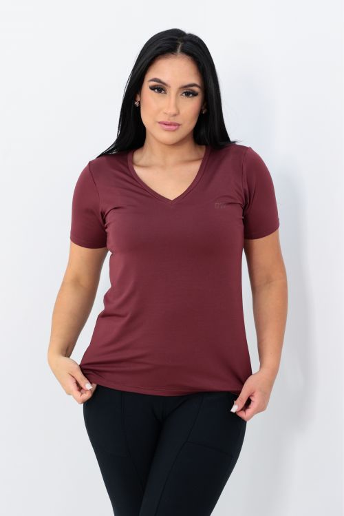 Camiseta OverModal Feminina Gola V / Essential Fit - Vinho