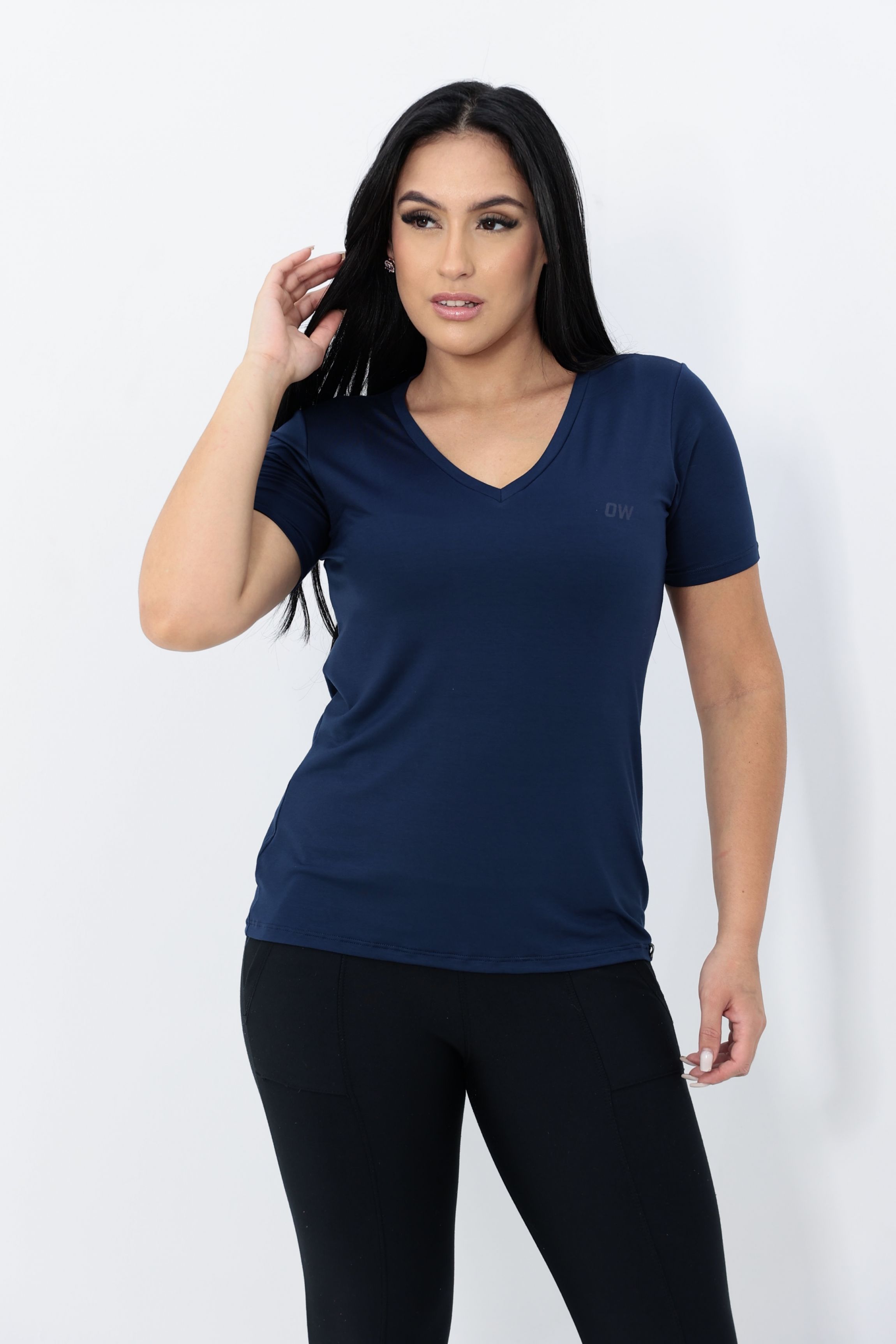 Camiseta OverModal Feminina Gola V / Essential Fit - Azul
