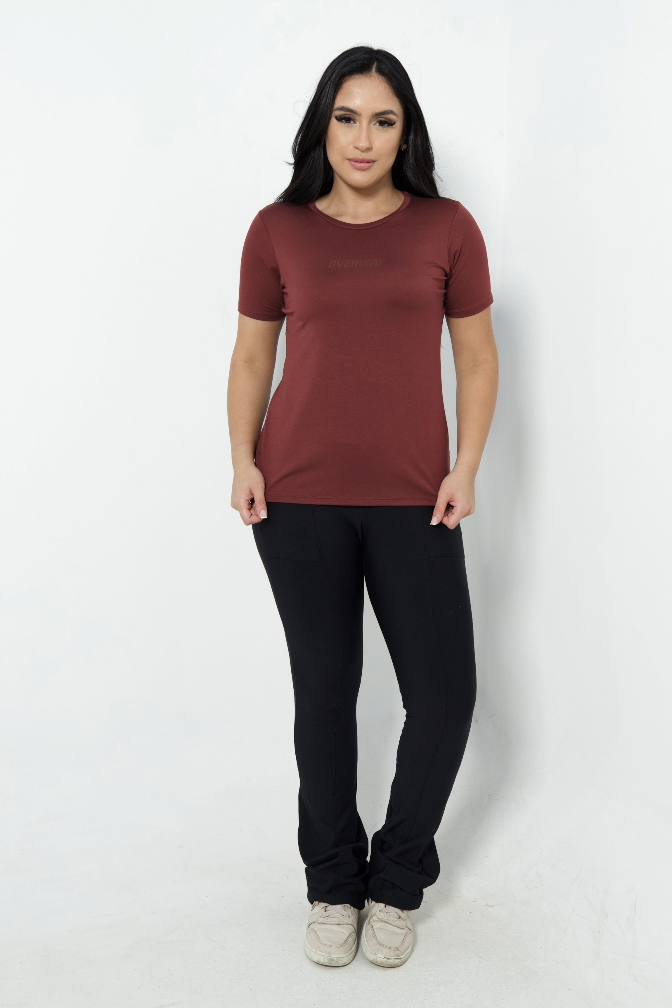 Camiseta OverModal Feminina / Essential Fit - Vinho