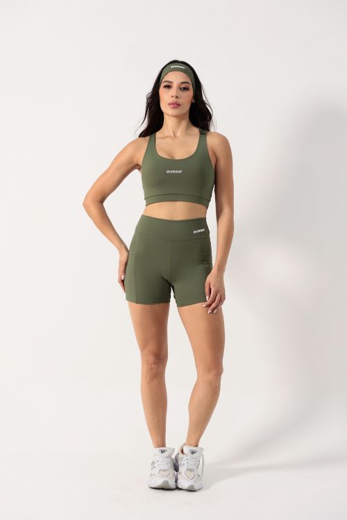 Shorts OverFlex Feminino Blackout com Bolsos Laterais / Flex Fit - Verde Militar