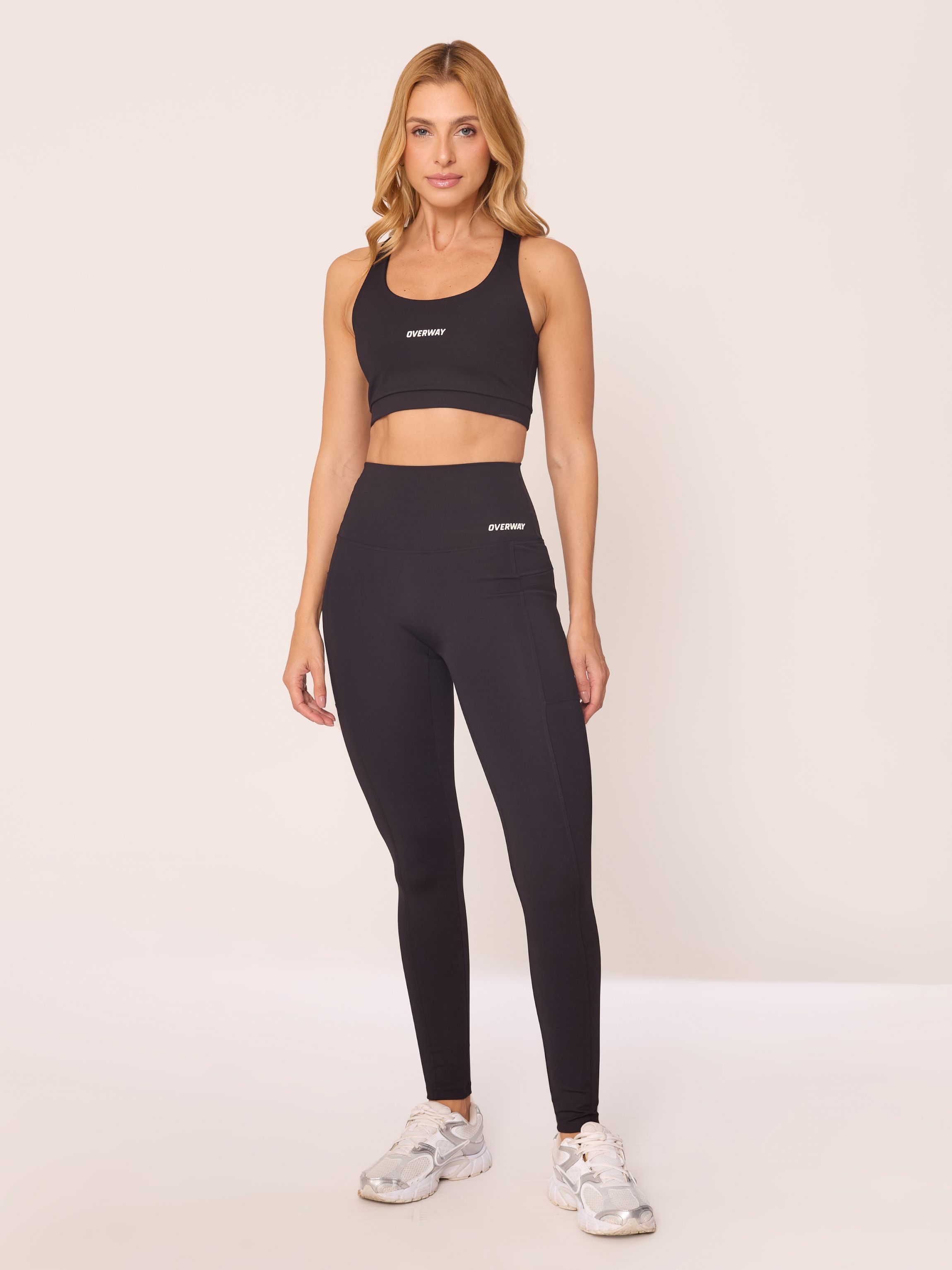 Conjunto OverFlex Feminino Top Duplo e Legging Blackout com Bolsos / Flex Fit - Preto