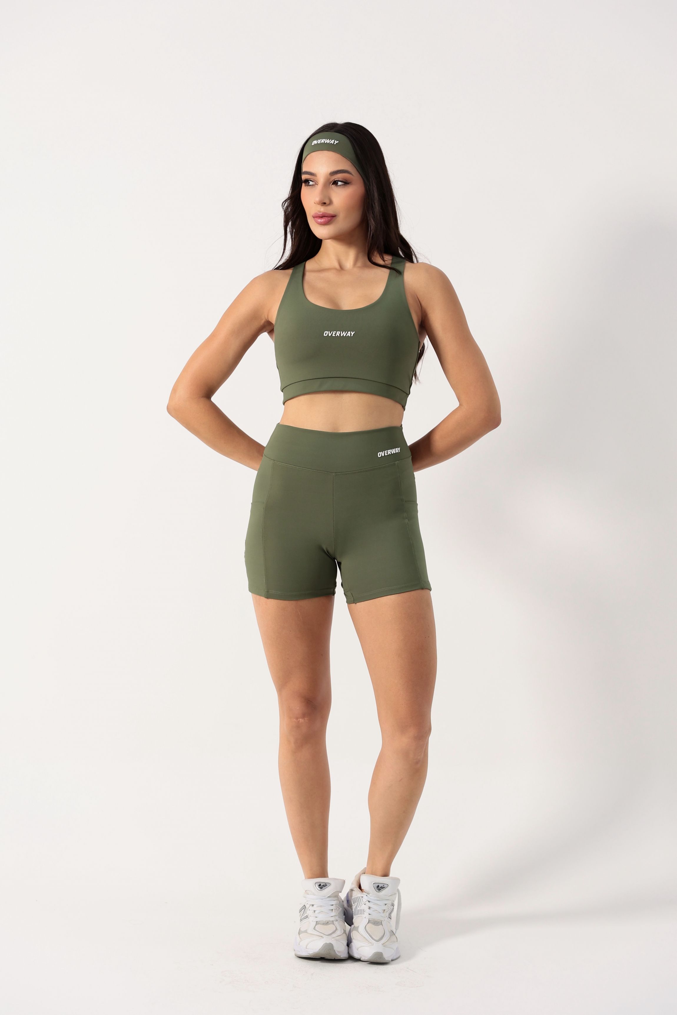 Conjunto OverFlex Feminino Top Duplo Nadador e Shorts Blackout com Bolsos / Flex Fit - Verde Militar