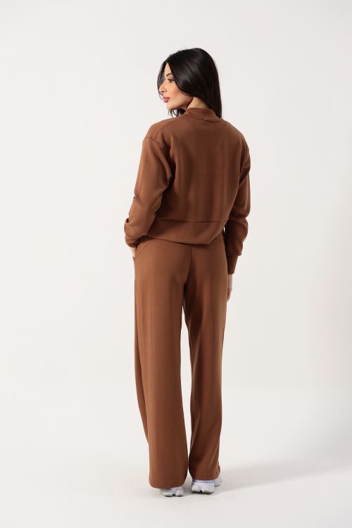 Conjunto OverComfort Feminino de Moletom com Jaqueta Cropped e Cal�a Wide Leg / Relaxed Fit - Marrom
