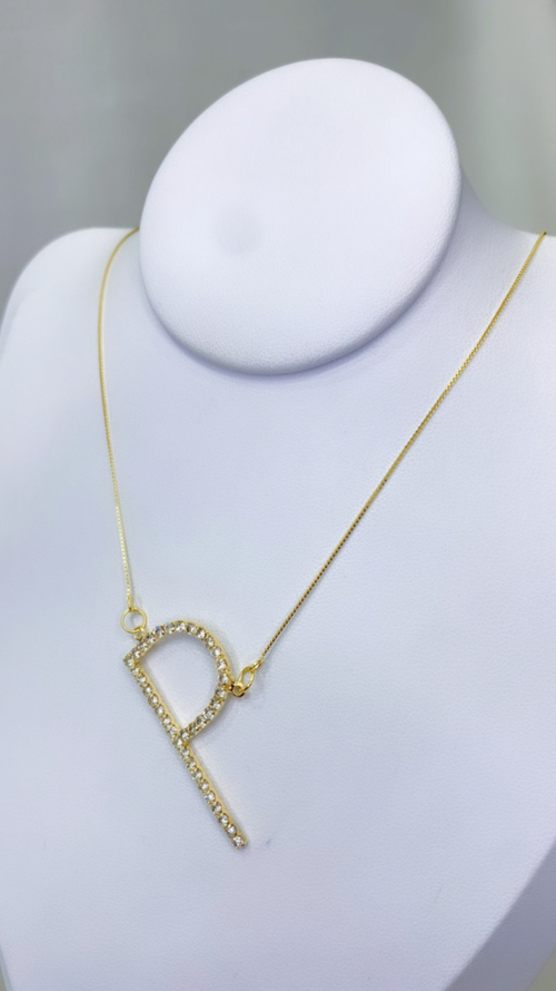 Colar Inicial Cravejado Dourado