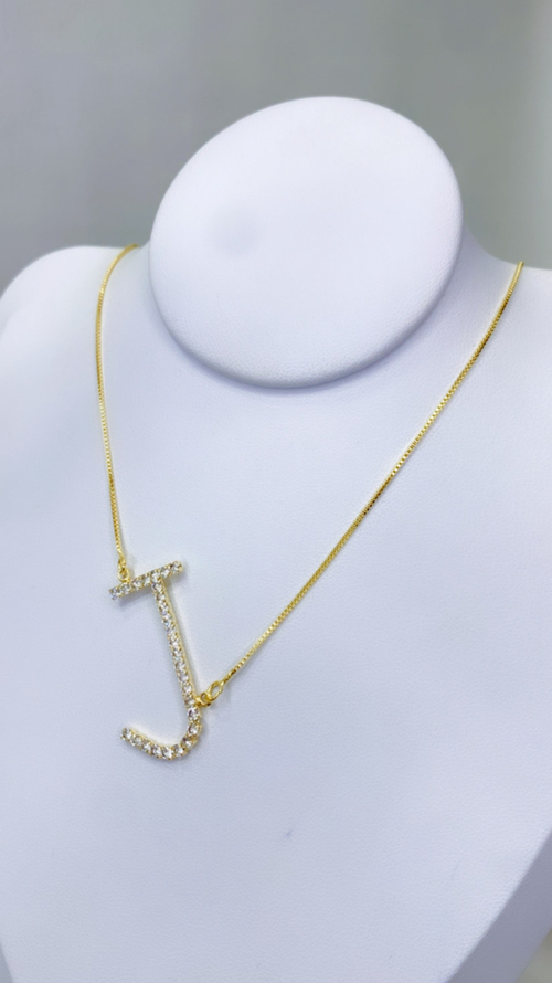 Colar Inicial Cravejado Dourado