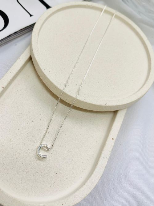 Colar Inicial Minimalista Prata