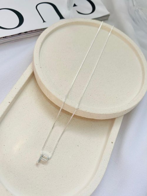 Colar Inicial Minimalista Prata