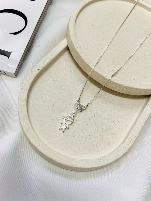 Colar Filhos Pingente de Cora��o Cravejado na Microzirc�nia Prata