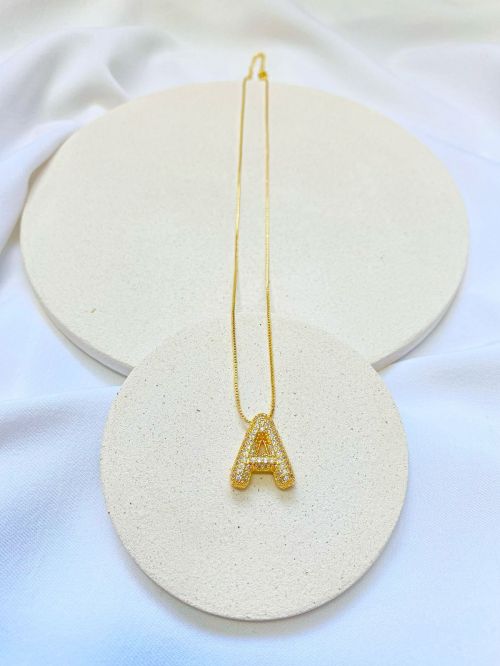 Colar Inicial Nuvem Cravejado Dourado Bijuteria Fina