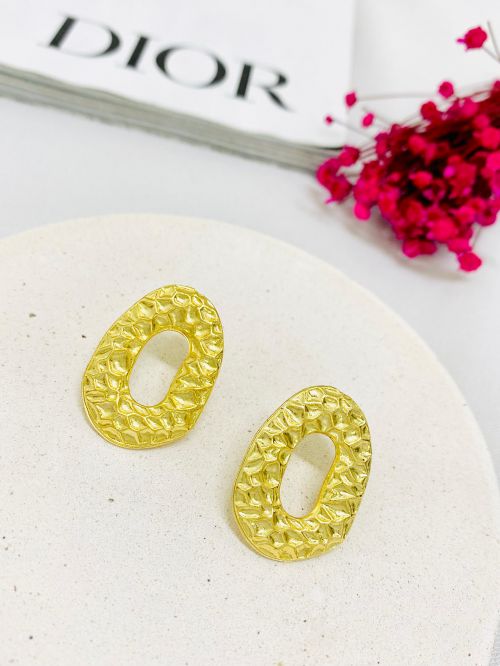 Brinco D�ra Martelado Dourado