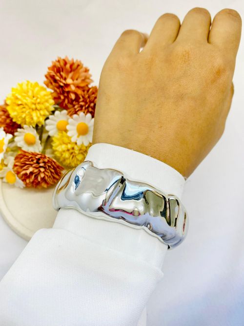 Bracelete Ondas Metalizadas Prata