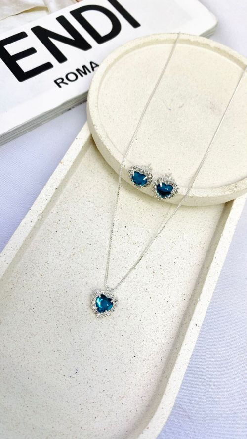 Conjunto Cora��o Realeza Cravejado Prata