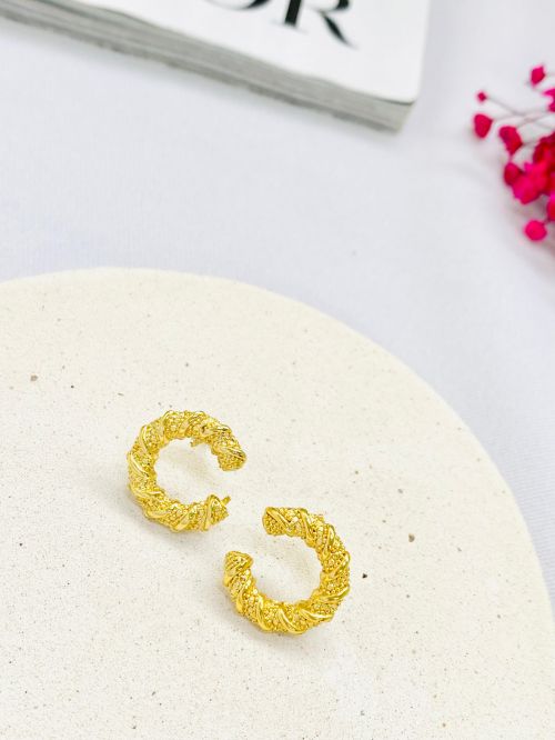 Brinco Mini Enlace Dourado
