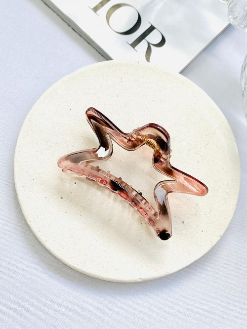 Piranha Detalhada Estrelada