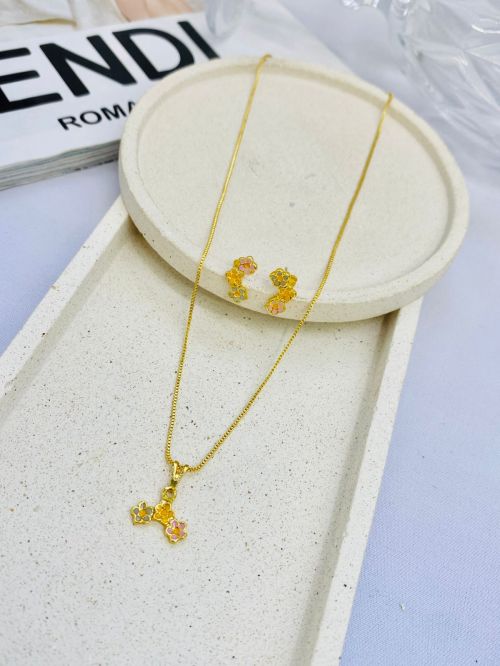 Conjunto Linda Flores Dourado