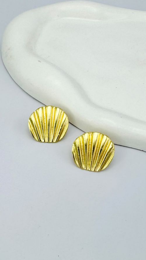 Brinco Concha Elegante Dourado