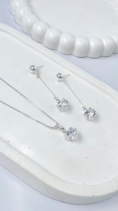 Conjunto Cora��o Zirc�nia Prata