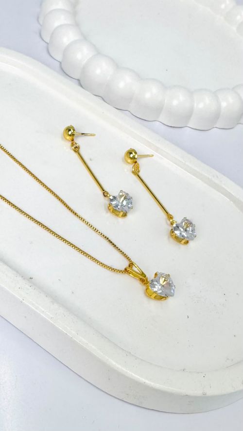 Conjunto Cora��o Zirc�nia Dourado