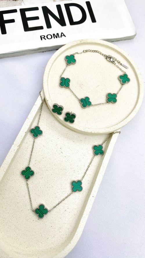 kit Chocker Brinco e Pulseira Virginia Prata A�o Inox