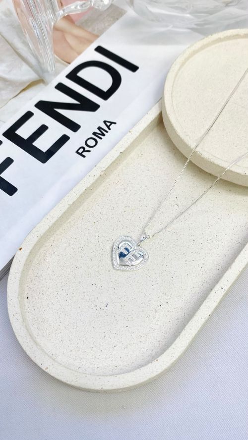 Colar Cora��o F� Cristal Prata