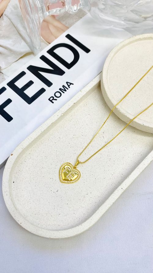 Colar Cora��o F� Cristal Dourado