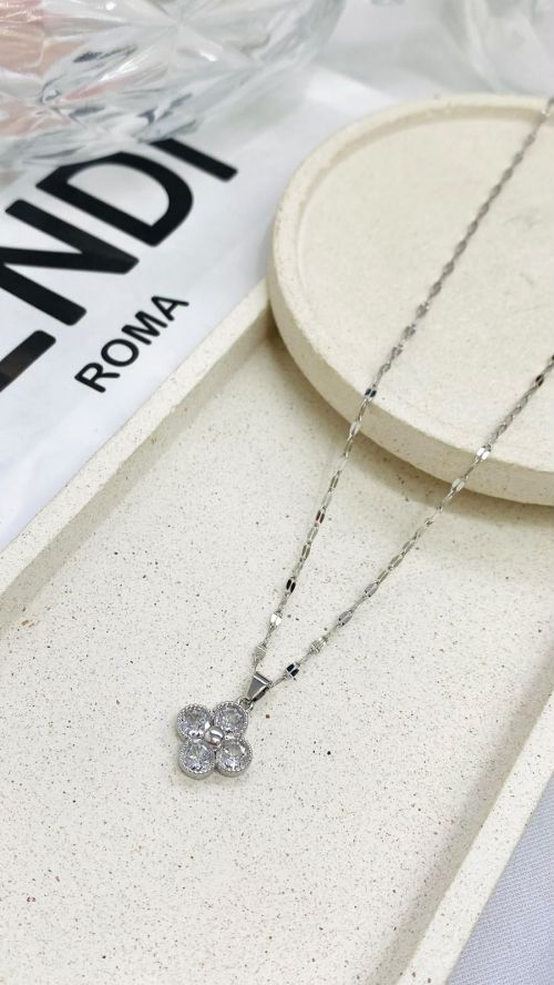 Colar Trevo Encantado Prata A�o inox