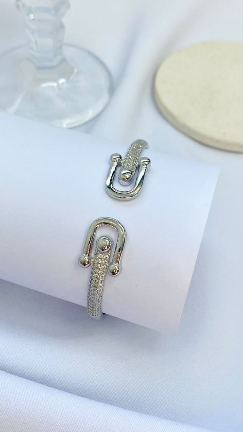 Bracelete Ferradura Chic Prata