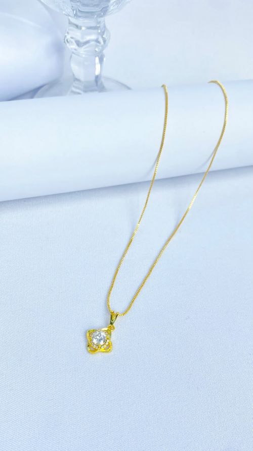 Colar Flor de Luz Dourado