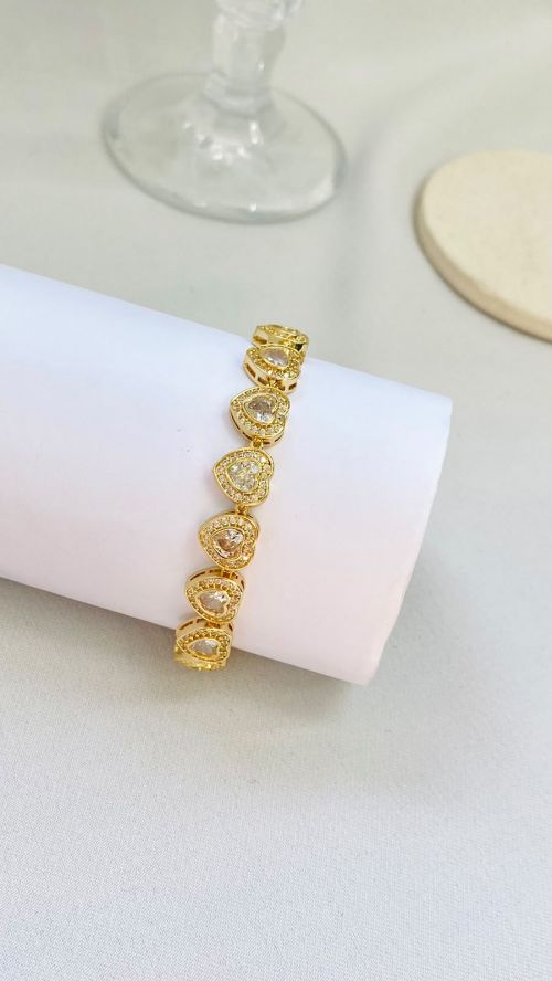 Pulseira Cora��o Ariana Grande Inspira��o Swarovisk Dourado