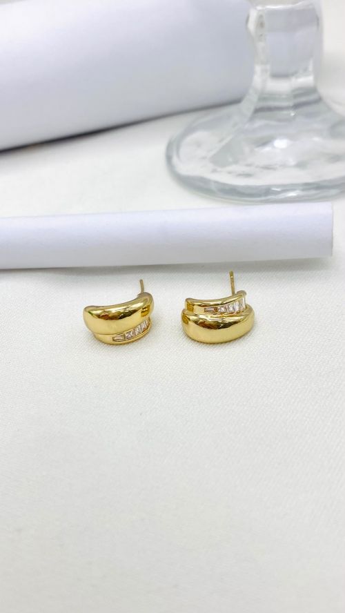 Brinco Oval Duplo de Luz Dourado