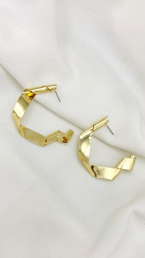 Brinco Bijan Inspira��o Zara Dourado