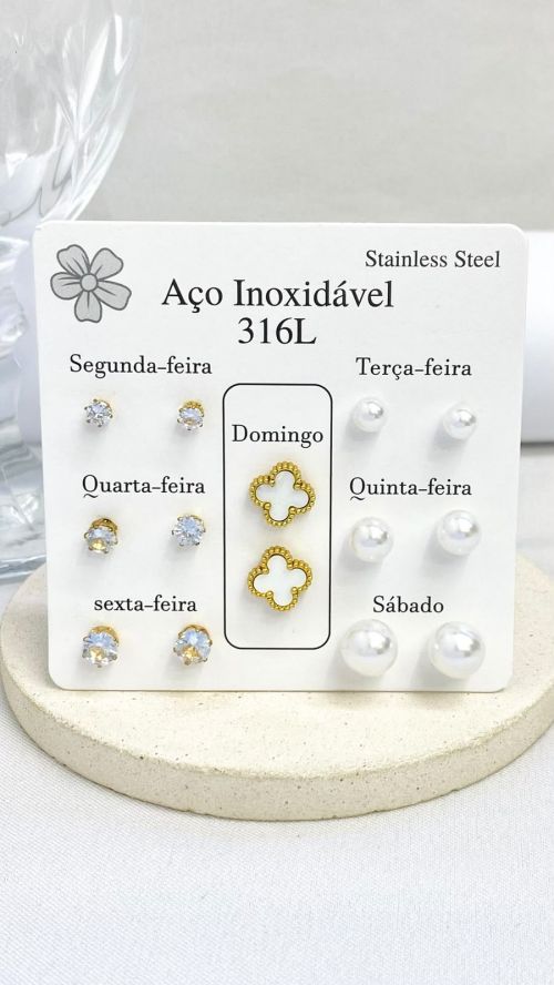 Semaninha Trevo Ponto de Luz e Perola Dourado A�o Inox
