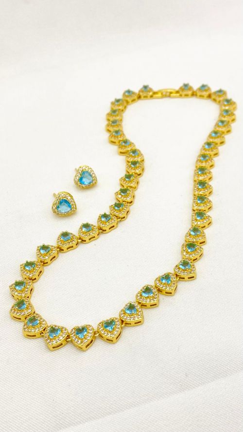 Conjunto Cora��o MIni Cravejado Inspira��o Swarovski Dourado