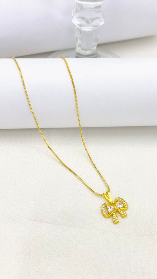 Colar La�o de Diamante Dourado