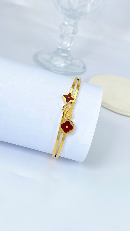 Bracelete Flor de Luxo Dourado A�o Inox Dourado