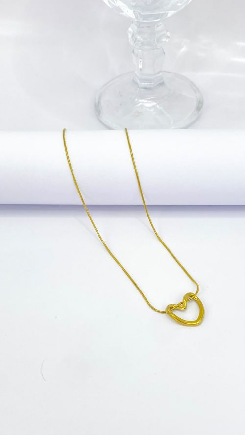 Colar Cora��o Entrelace Dourado A�o Inox