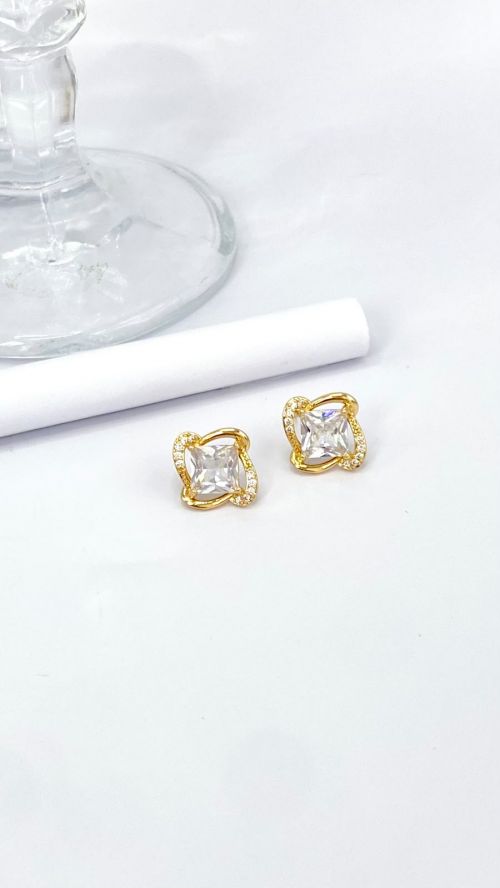 Brinco Cristal Estrelado Dourado
