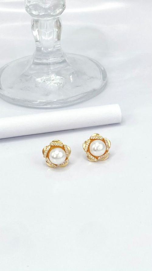 Brinco Flor Perola Radiante Dourado