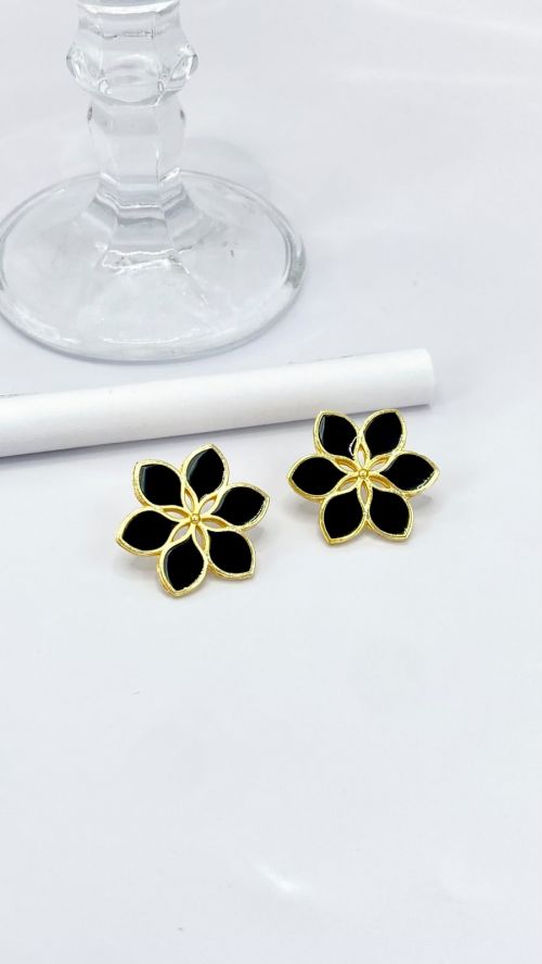 Brinco Flor Serena Esmaltada Dourado
