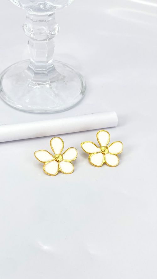 Brinco Flor Bela Esmaltado Dourado