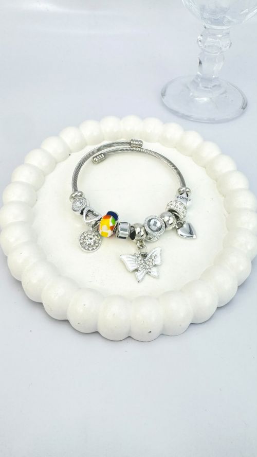 Pulseira Inspira��o Pandora Borboleta Prata Infantojuvenil/Adulto