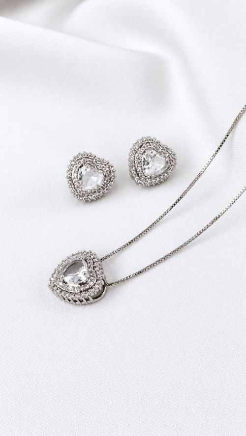 Conjunto Cora��o Glow Prata