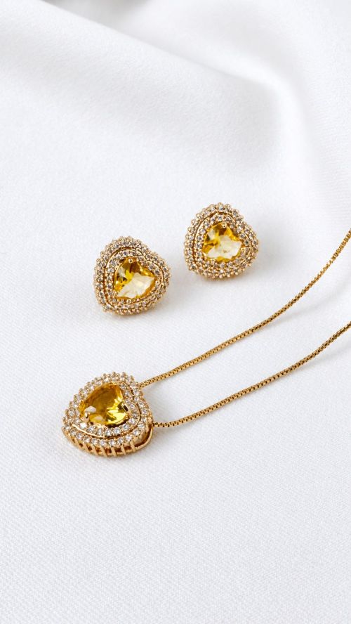 Conjunto Cora��o Glow Dourado