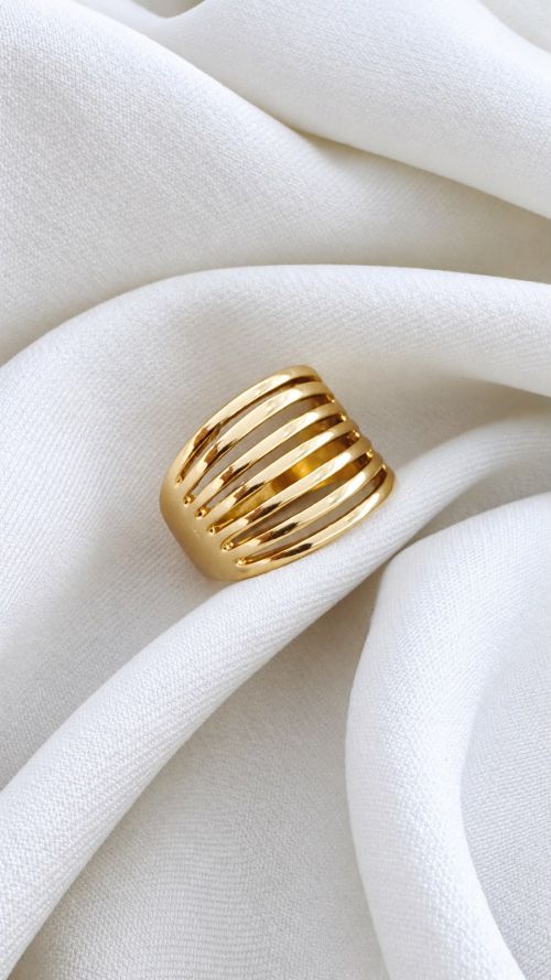 Anel Sete Voltas Maximalista Dourado